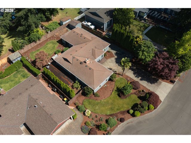 708 Ne 238TH Pl, Wood Village, OR 97060