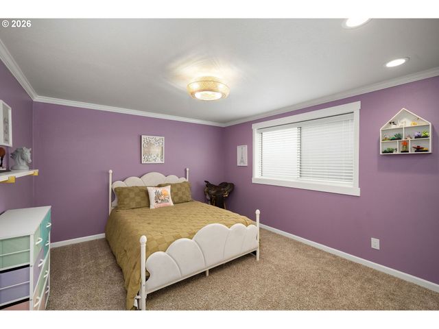 708 Ne 238TH Pl, Wood Village, OR 97060