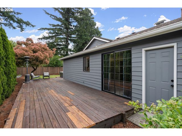708 Ne 238TH Pl, Wood Village, OR 97060