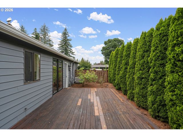 708 Ne 238TH Pl, Wood Village, OR 97060
