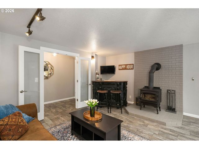 708 Ne 238TH Pl, Wood Village, OR 97060