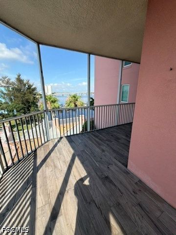 2743 1st ST 405, Fort Myers, FL 33916