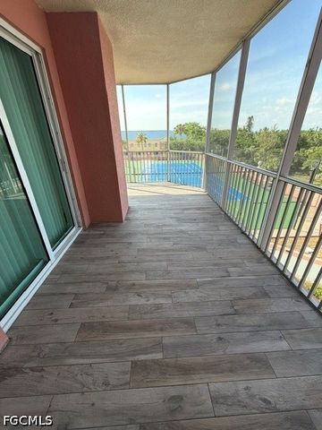 2743 1st ST 405, Fort Myers, FL 33916