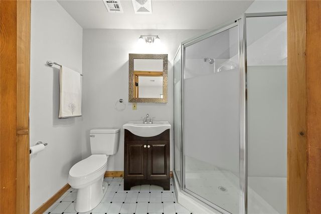 904 W Minnesota Avenue, Chickasha, OK 73018