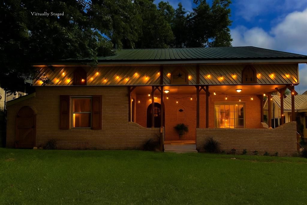 904 W Minnesota Avenue, Chickasha, OK 73018