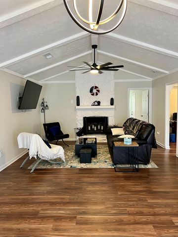 6647 Benson Drive, Columbus, GA 31909
