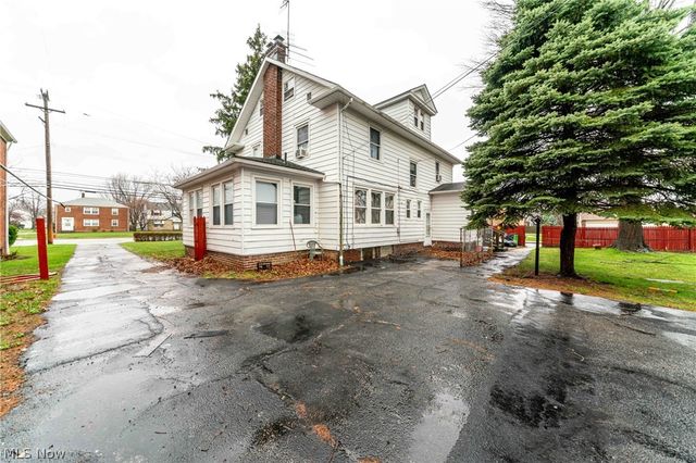 20303 Lake Shore Boulevard, Euclid, OH 44123