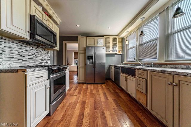 20303 Lake Shore Boulevard, Euclid, OH 44123