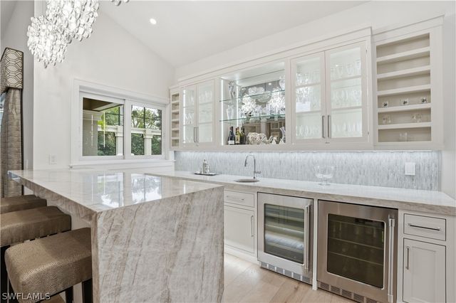 328 SEDGWICK CT, Naples, FL 34108