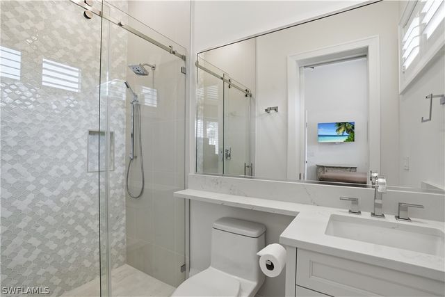 328 SEDGWICK CT, Naples, FL 34108