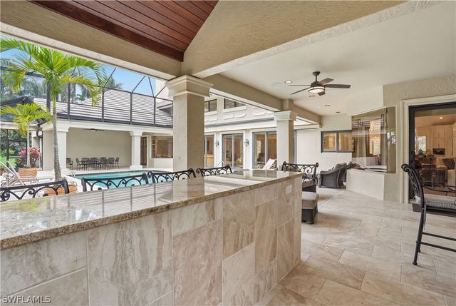 328 SEDGWICK CT, Naples, FL 34108