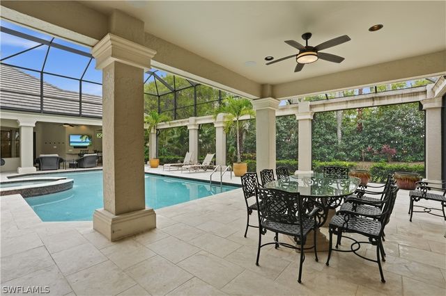 328 SEDGWICK CT, Naples, FL 34108