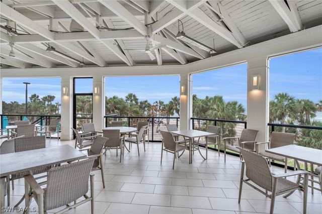 328 SEDGWICK CT, Naples, FL 34108