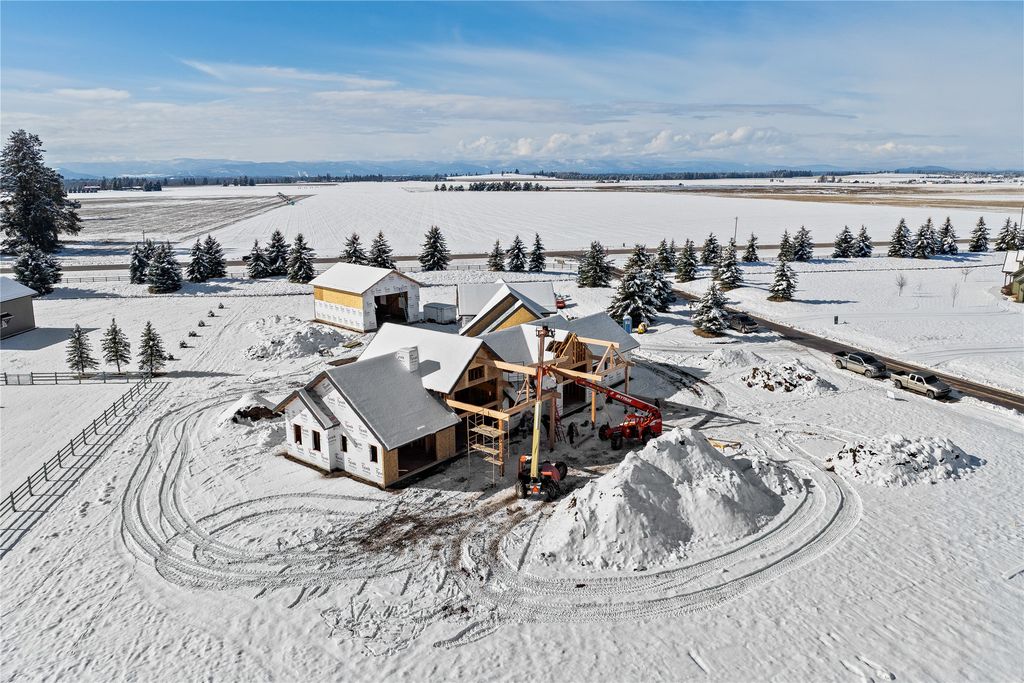 743 Sweetgrass Ranch Road, Kalispell, MT 59901 photo 14