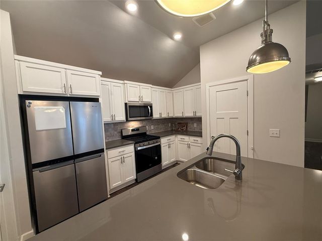 6032 N Platinum Drive, Stillwater, OK 74075