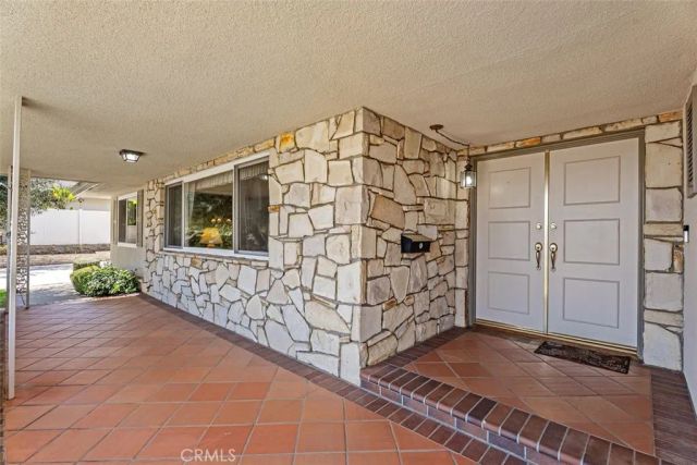 807 Dorothy Lane, Fullerton, CA 92831