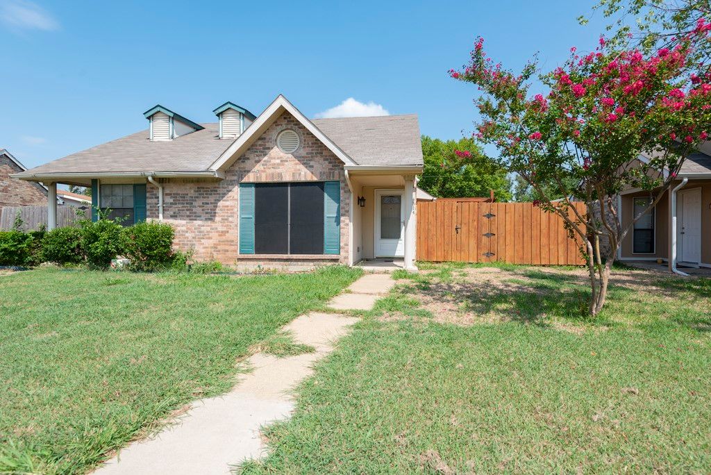 4514 Carr Street, The Colony, TX 75056
