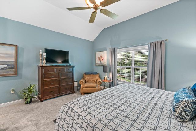 420 Cobblestone COURT, Slinger, WI 53086