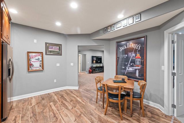 420 Cobblestone COURT, Slinger, WI 53086