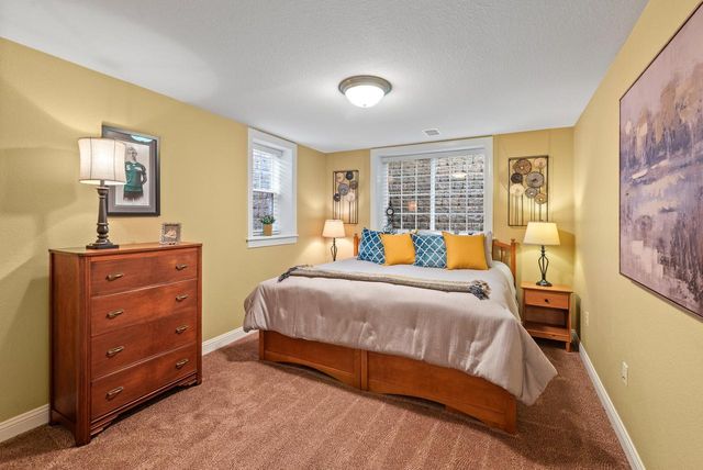 420 Cobblestone COURT, Slinger, WI 53086