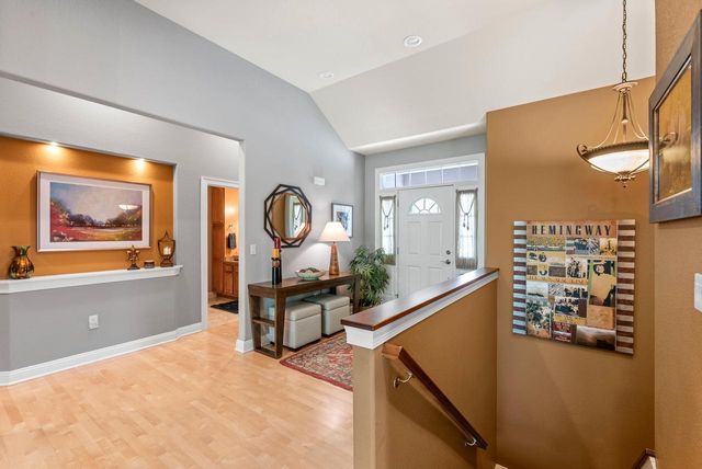 420 Cobblestone COURT, Slinger, WI 53086