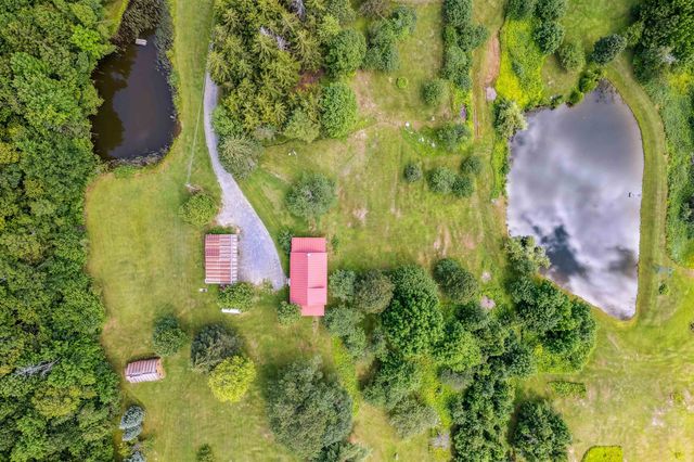 196 Cowdrey Outlook, Barnard, VT 05032