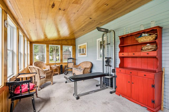 196 Cowdrey Outlook, Barnard, VT 05032