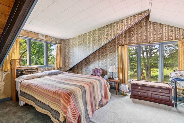 196 Cowdrey Outlook, Barnard, VT 05032
