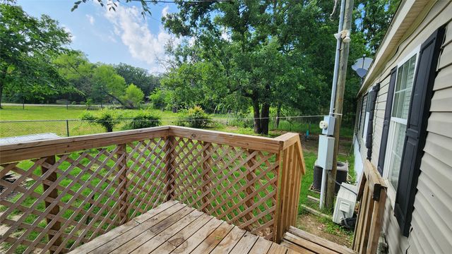 217 Navajo Trail, West Tawakoni, TX 75474