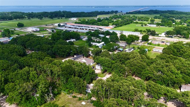 217 Navajo Trail, West Tawakoni, TX 75474