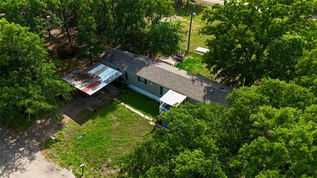 217 Navajo Trail, West Tawakoni, TX 75474