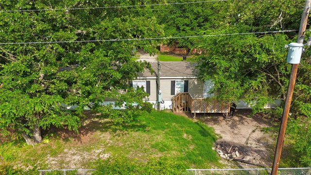 217 Navajo Trail, West Tawakoni, TX 75474