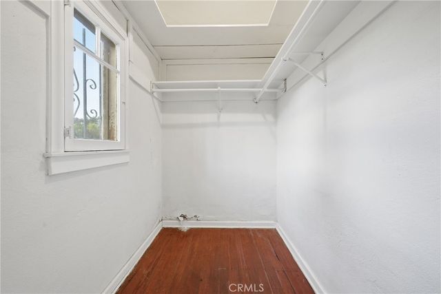 929 Descanso Drive, La Canada Flintridge, CA 91011