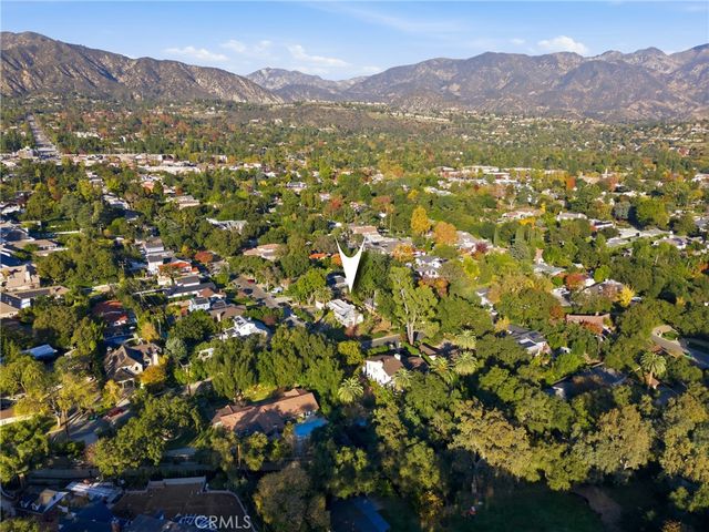 929 Descanso Drive, La Canada Flintridge, CA 91011