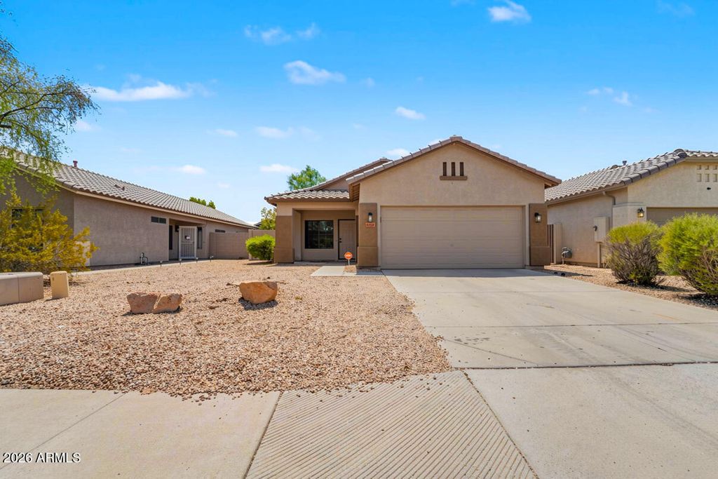 8927 W SHAW BUTTE Drive, Peoria, AZ 85345 — photo 2