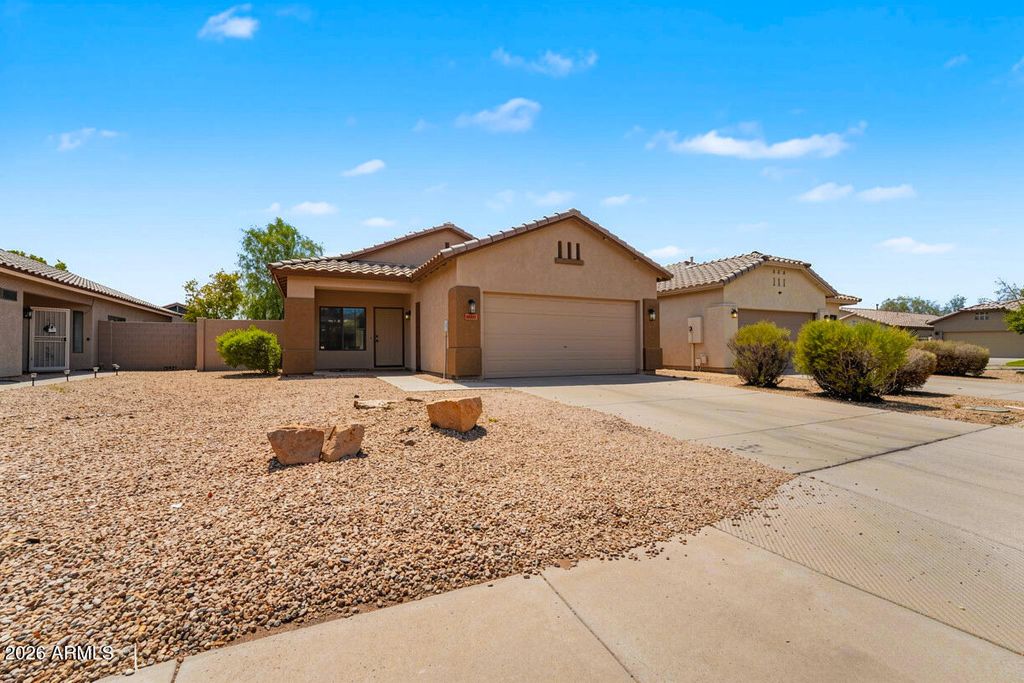8927 W SHAW BUTTE Drive, Peoria, AZ 85345 — photo 3