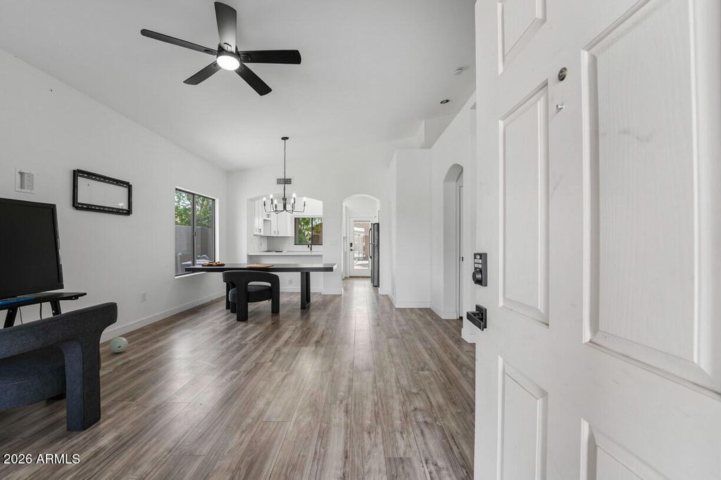 8927 W SHAW BUTTE Drive, Peoria, AZ 85345 — photo 5