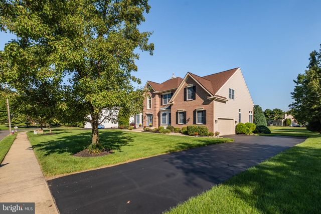 40 SORREL RUN, Mount Laurel, NJ 08054