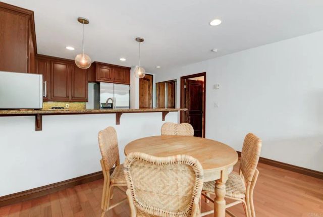 935 Genter Street 212, La Jolla, CA 92037