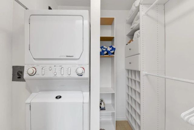 935 Genter Street 212, La Jolla, CA 92037