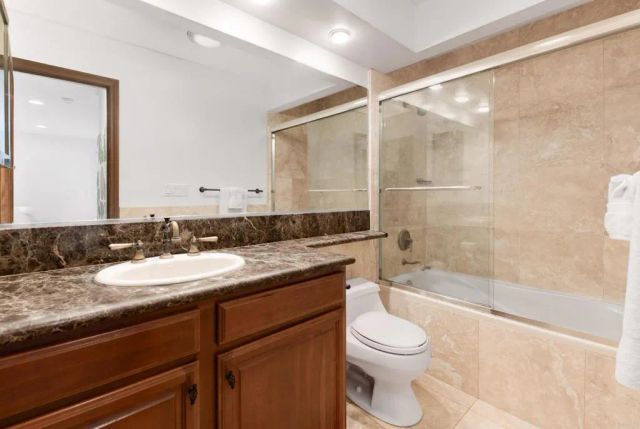 935 Genter Street 212, La Jolla, CA 92037