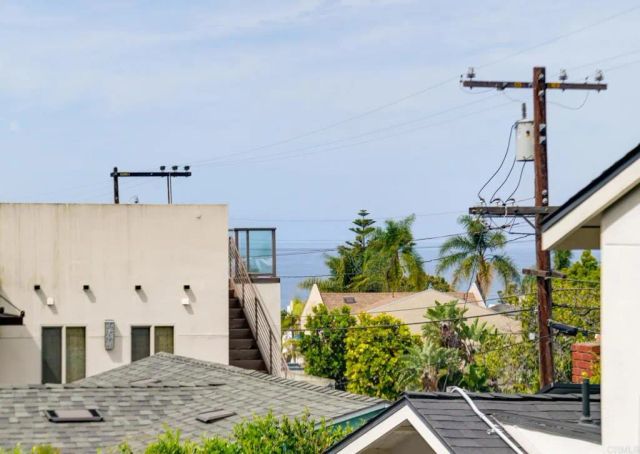 935 Genter Street 212, La Jolla, CA 92037
