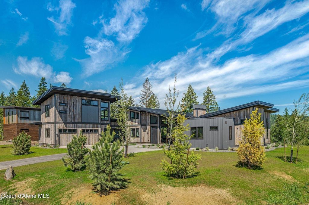 15055 S Chalk Hill DR, Coeur d'Alene, ID 83814