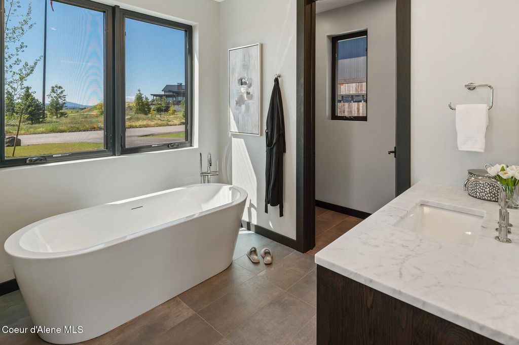 15055 S Chalk Hill DR, Coeur d'Alene, ID 83814 photo 8