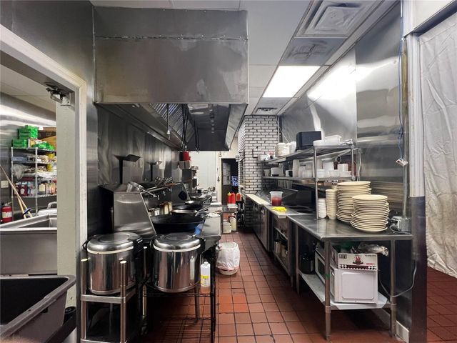 9400 STATE ROAD 52, Hudson, FL 34669