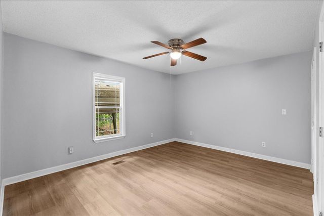 724 Shelly Lane, Rossville, GA 30741