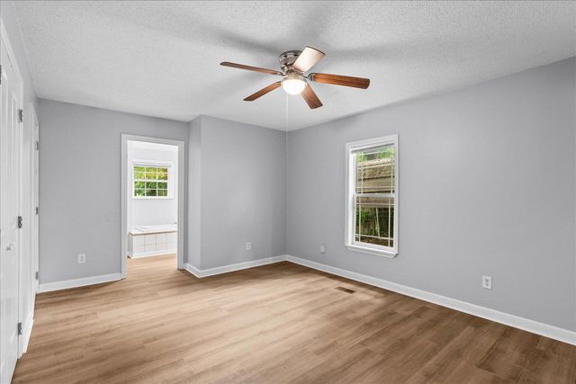 724 Shelly Lane, Rossville, GA 30741