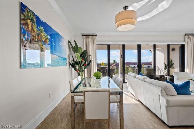 1035 3rd AVE S 407, Naples, FL 34102