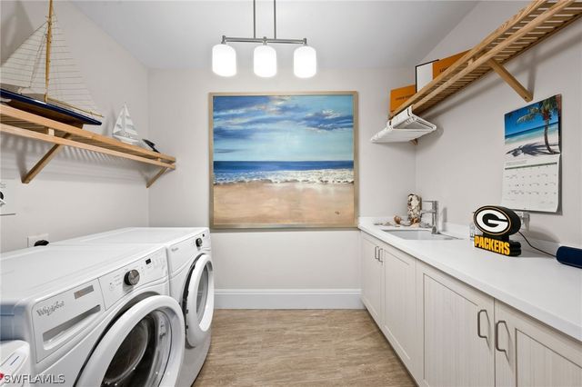 1035 3rd AVE S 407, Naples, FL 34102