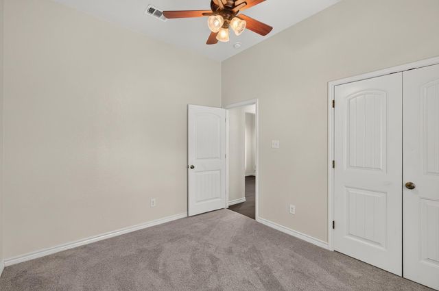 1512 Shadow WALK, Lockhart, TX 78644